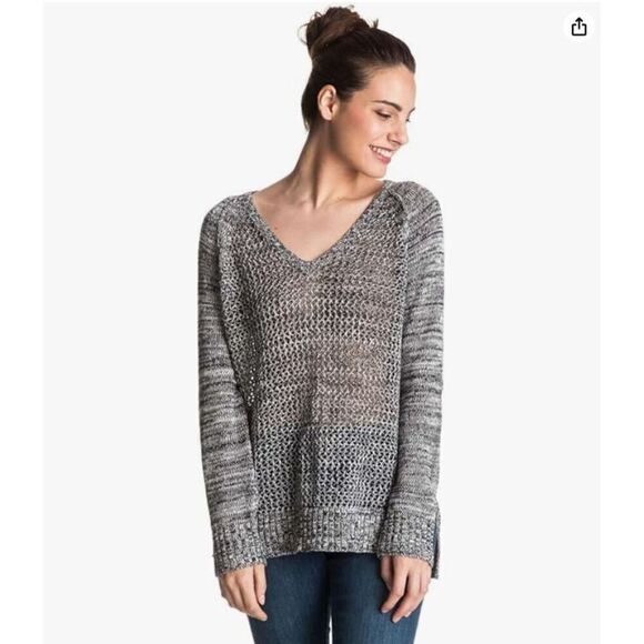 ROXY Juniors A Three Hour Tour Sweater Size Medium - Picture 1 of 5